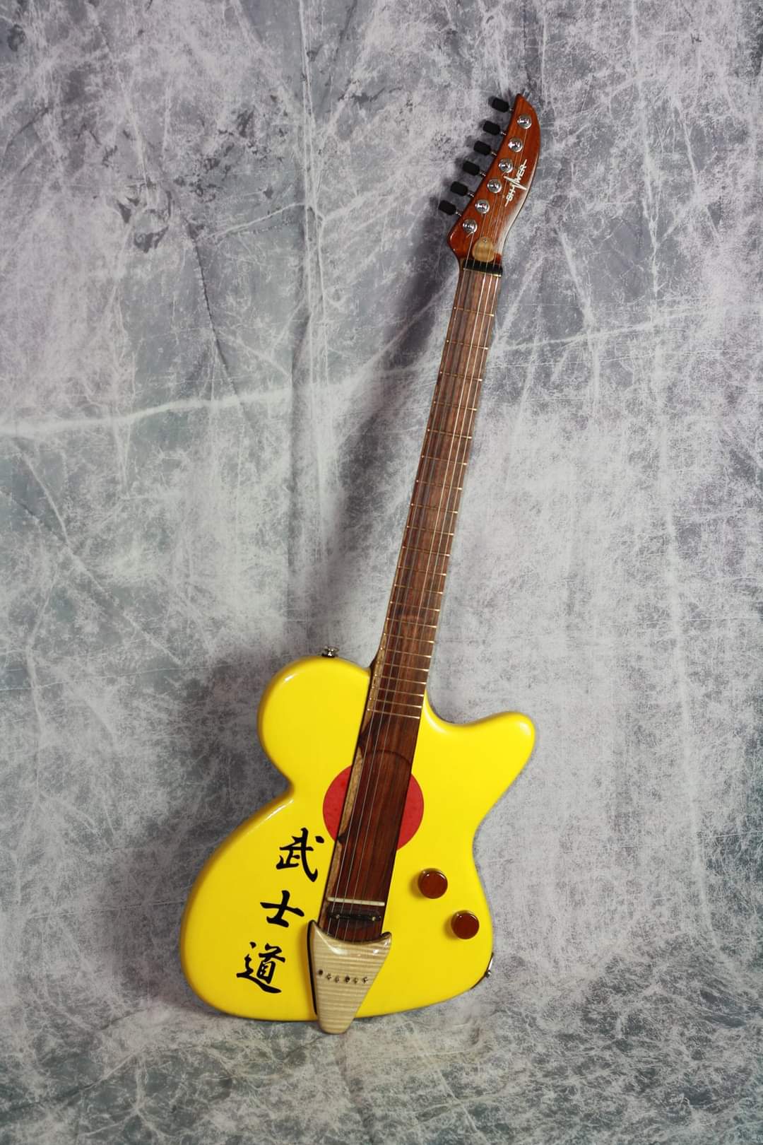 F guitar "AKATSUKI"