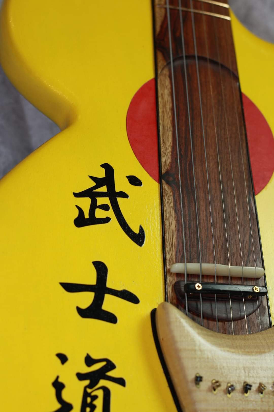 F guitar "AKATSUKI"